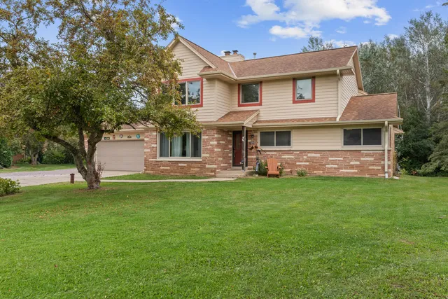 $499,900 | 4460 North 158th Street, Brookfield, WI 53005