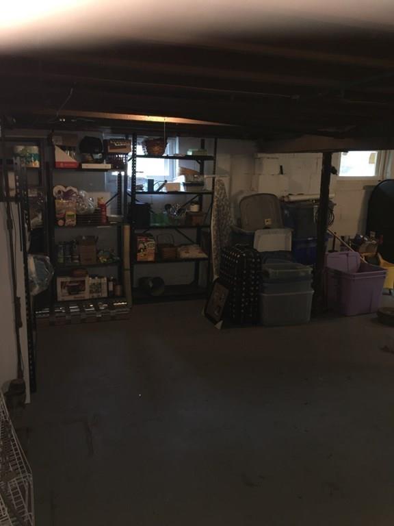 19 Craig Street Springfield, MA 01108 - Photo 33 of 36
