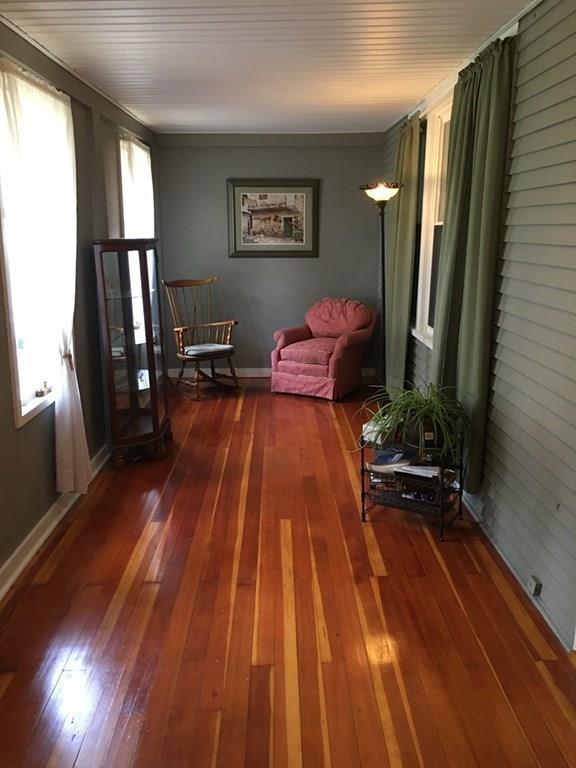 19 Craig Street Springfield, MA 01108 - Photo 7 of 36