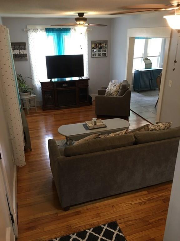 19 Craig Street Springfield, MA 01108 - Photo 10 of 36