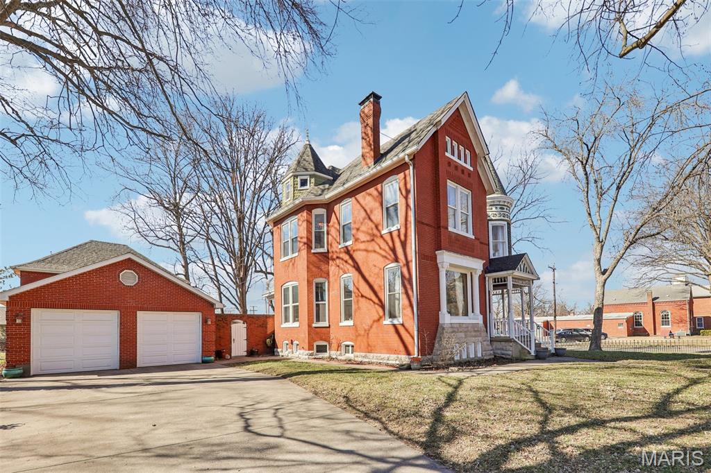 102 South Monroe Street Freeburg, IL 62243 - Photo 2 of 64