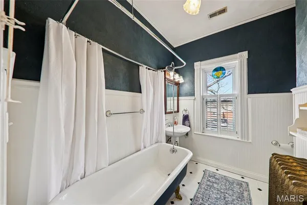 $365,000 | 102 South Monroe Street, Freeburg, IL 62243