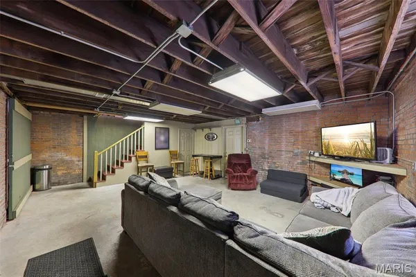 $365,000 | 102 South Monroe Street, Freeburg, IL 62243