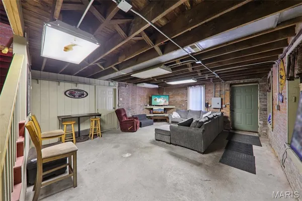 $365,000 | 102 South Monroe Street, Freeburg, IL 62243