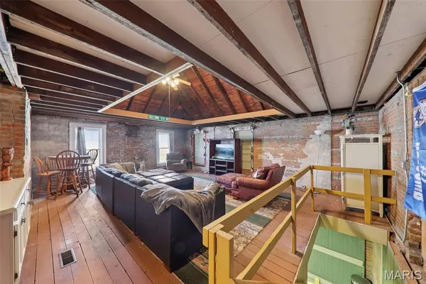 $365,000 | 102 South Monroe Street, Freeburg, IL 62243