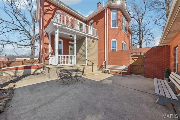 $365,000 | 102 South Monroe Street, Freeburg, IL 62243