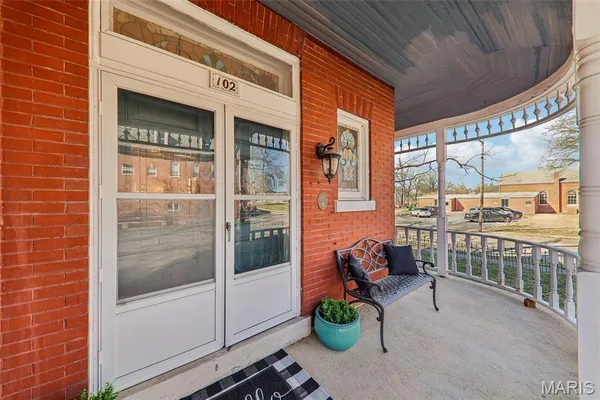 $365,000 | 102 South Monroe Street, Freeburg, IL 62243