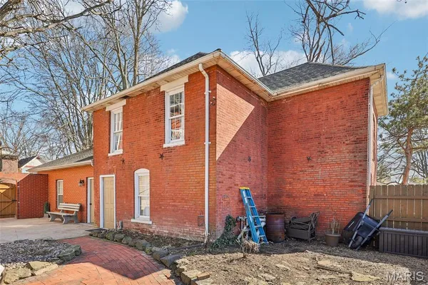 $365,000 | 102 South Monroe Street, Freeburg, IL 62243