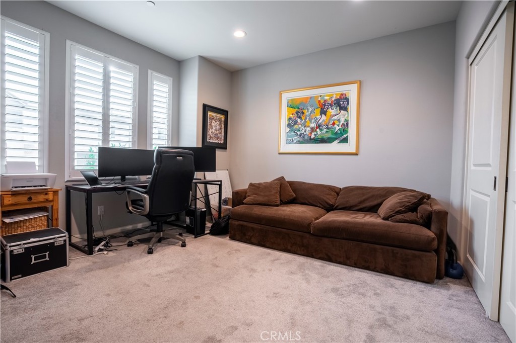 28604 Foothill Way Saugus, CA 91350 - Photo 21 of 32 Downstairs Bedroom