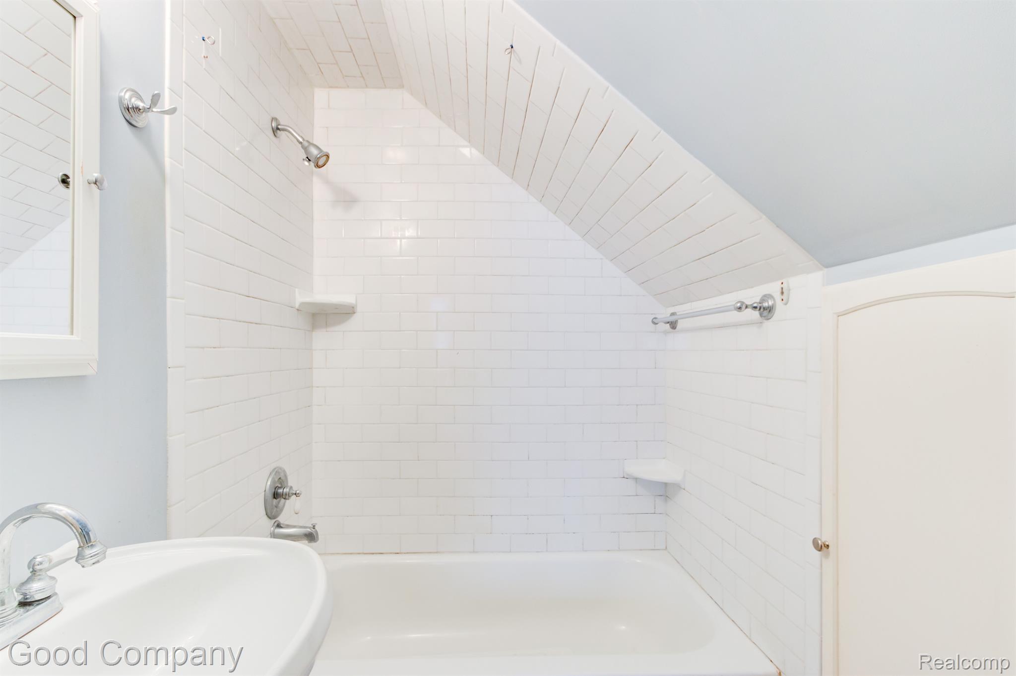 3213 Wakefield Road Berkley, MI 48072 - Photo 24 of 40 Gallery Image 24