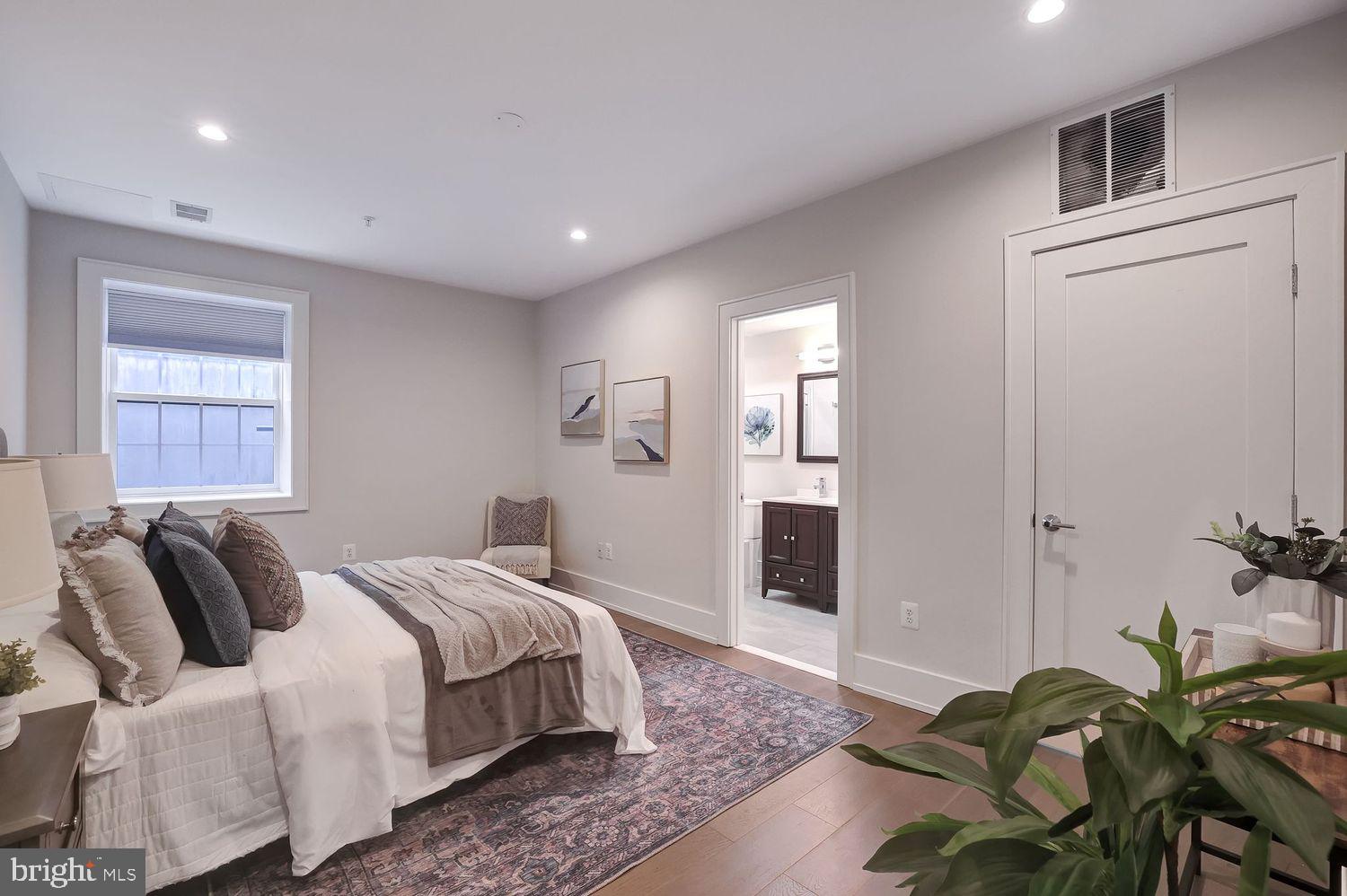 16 17th Street Northeast, Unit 122 Washington, DC 20002 - Photo 21 of 27