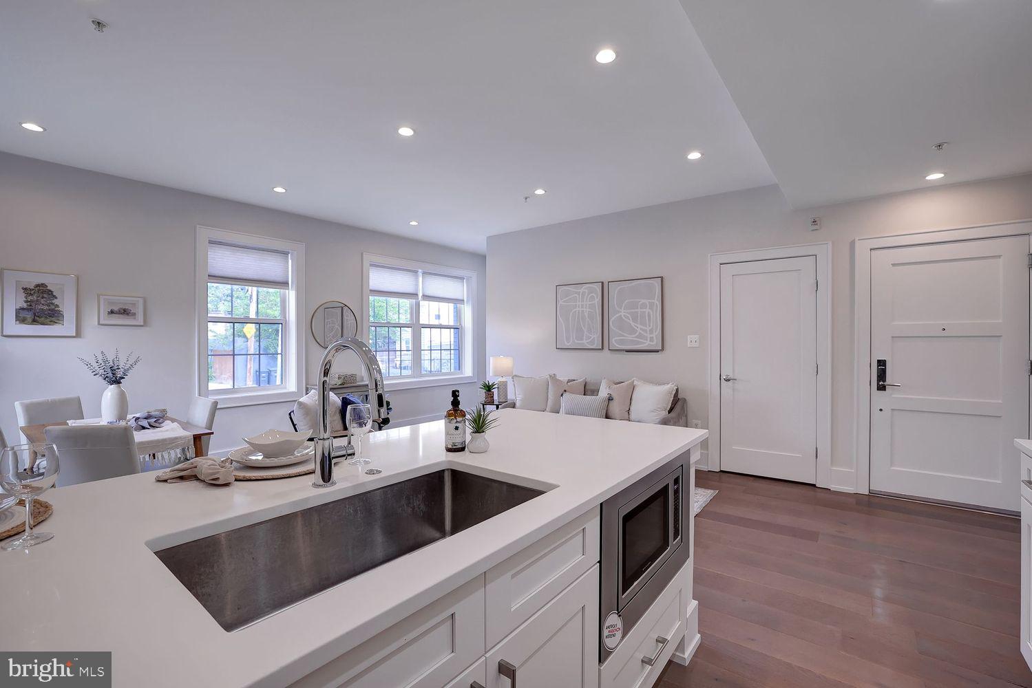 16 17th Street Northeast, Unit 122 Washington, DC 20002 - Photo 10 of 27