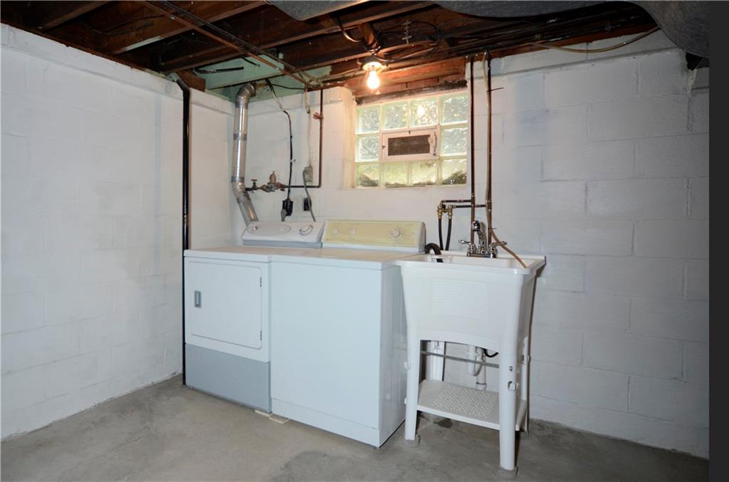 204 William Street McKees Rocks, PA 15136 - Photo 17 of 21