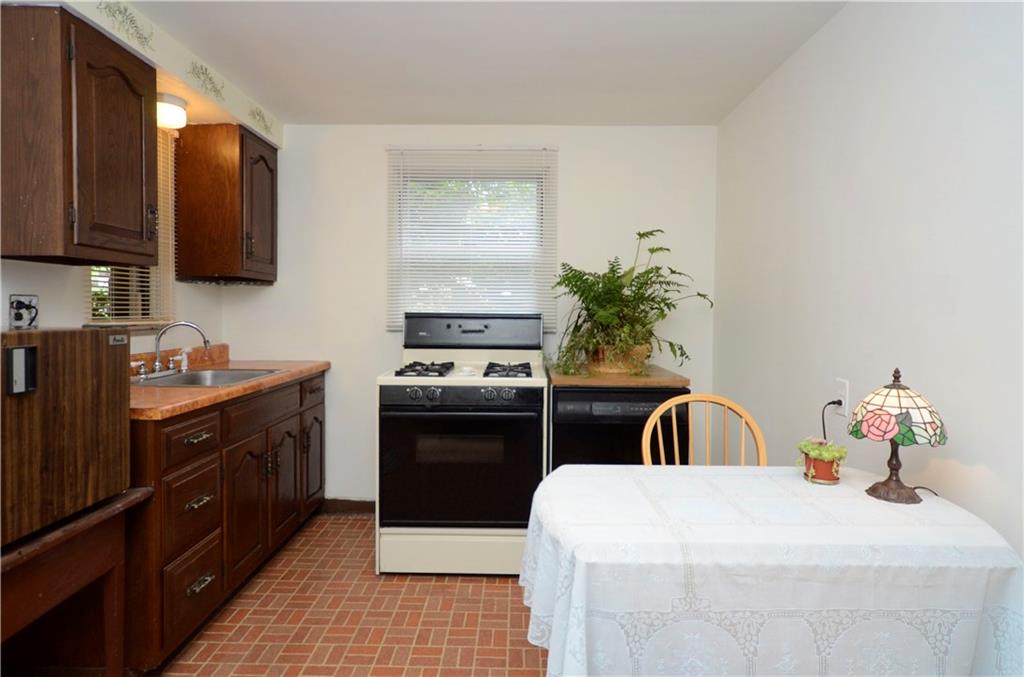 204 William Street McKees Rocks, PA 15136 - Photo 7 of 21