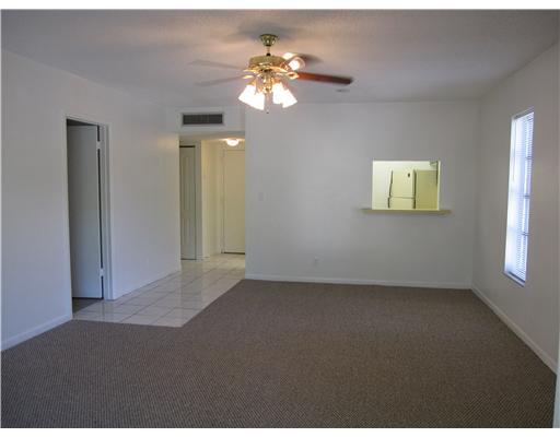 450 Northwest 20th Street, Unit 215 Boca Raton, FL 33431 - Photo 5 of 8 living room