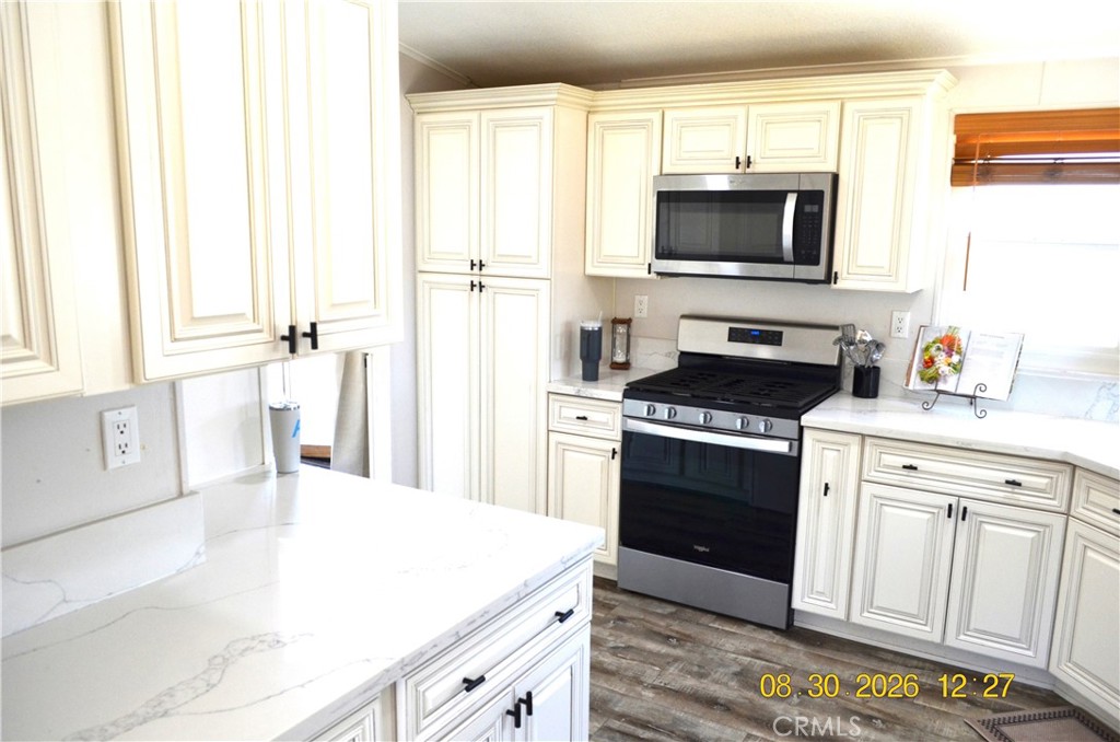 3142 Hermosa Road Phelan, CA 92371 - Photo 7 of 36 Gallery Image 7