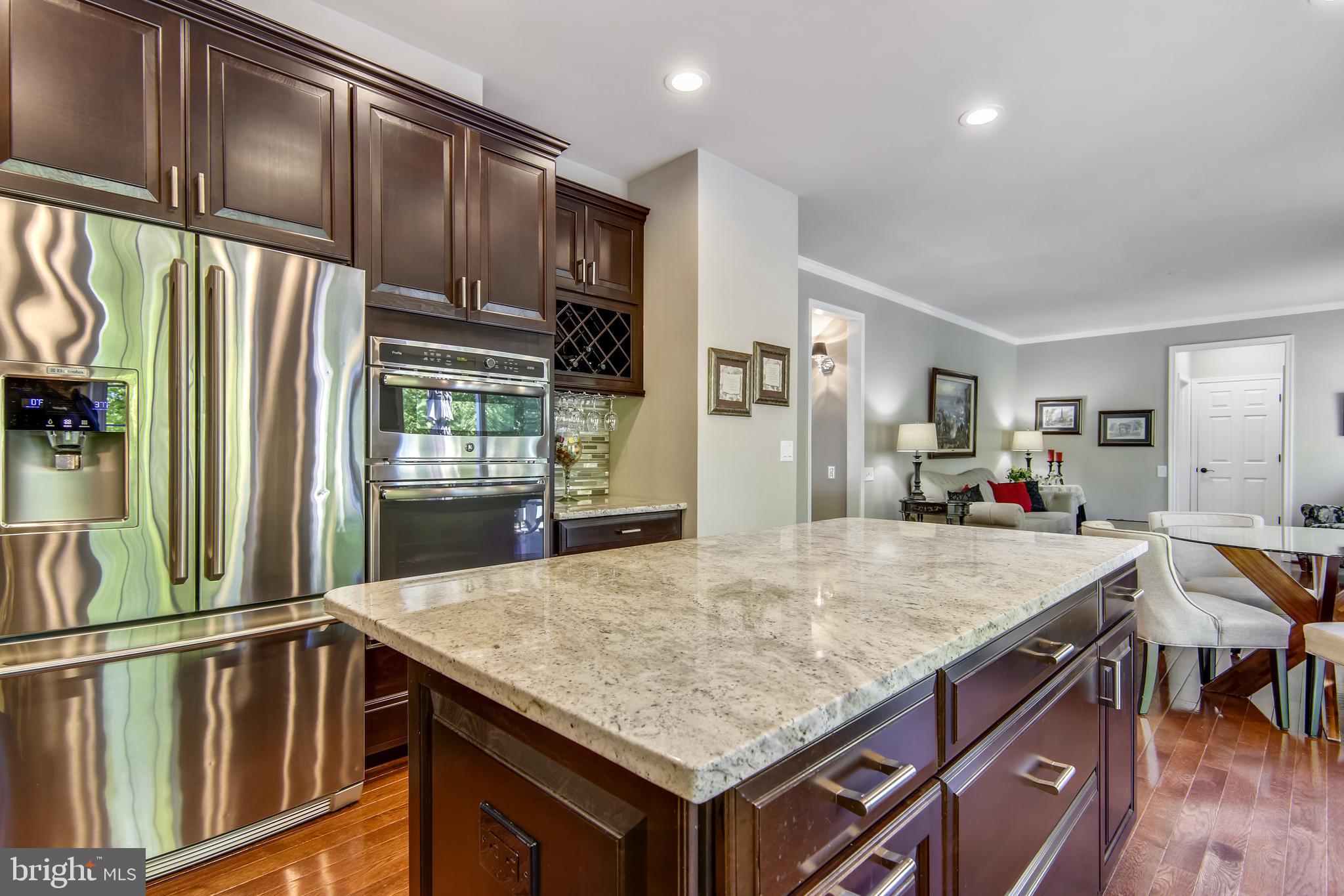 2908 Pleasant Glen Drive Oak Hill, VA 20171 - Photo 11 of 69 Gorgeous GRANITE Countertops