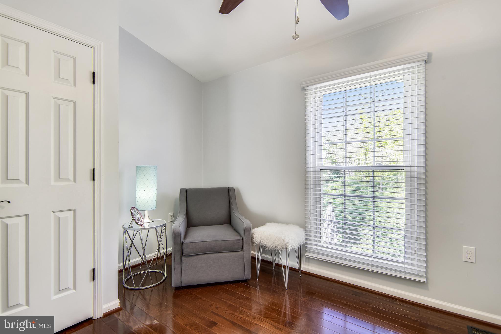 2908 Pleasant Glen Drive Oak Hill, VA 20171 - Photo 48 of 69 Bedroom 4 with Vaulted Ceiling