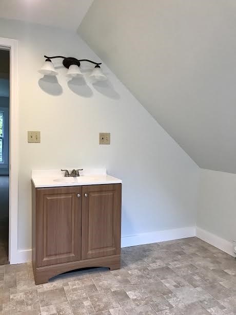 38 High Street Lancaster, NH 03584 - Photo 10 of 17 Gallery Image 10