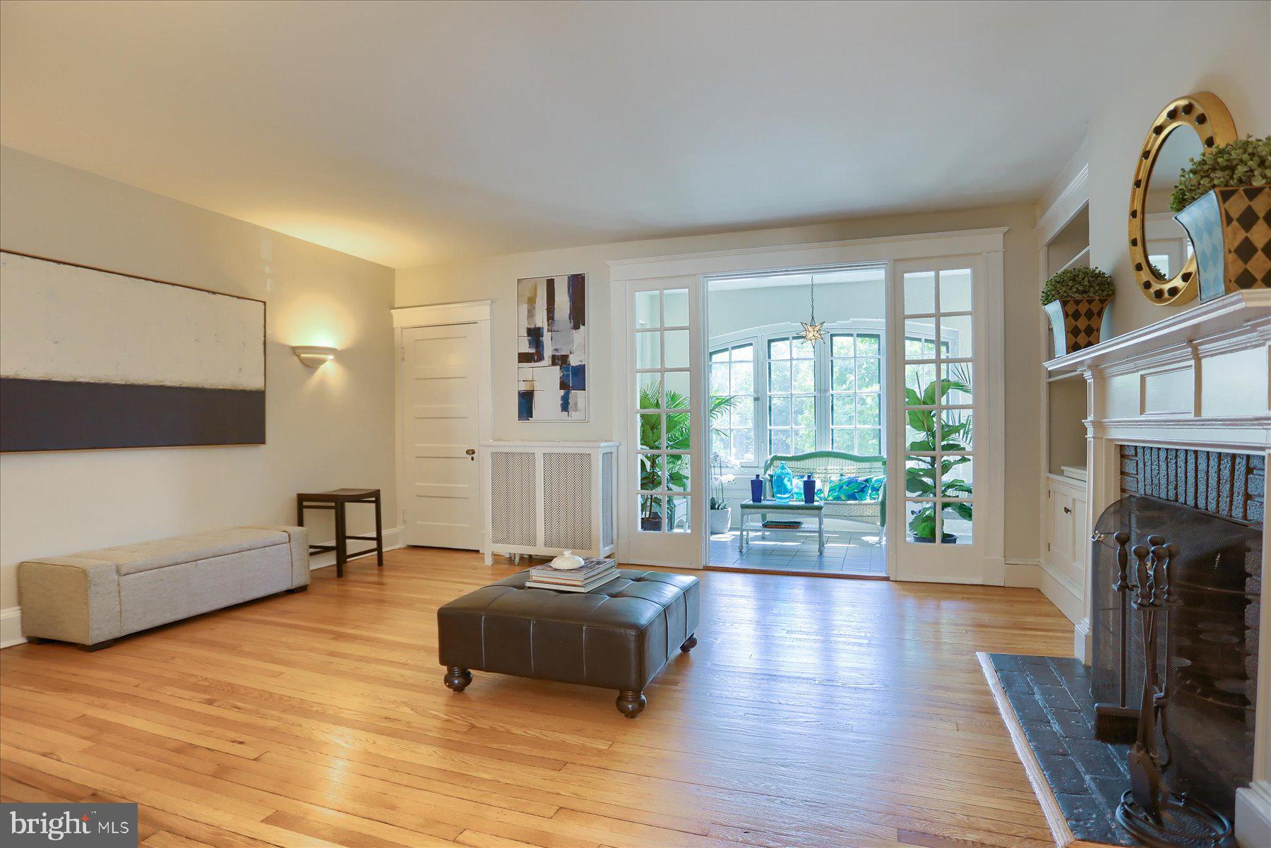 4300 Roland Avenue, Unit 201 Baltimore, MD 21210 - Photo 3 of 30
