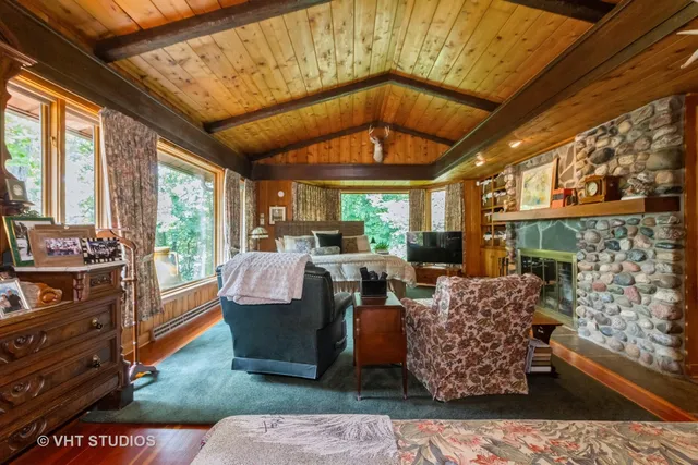 $1,600,000 | 4476 West Edgewood Road, Dixon, IL 61021