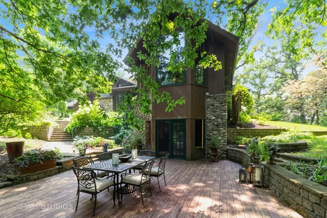 $1,600,000 | 4476 West Edgewood Road, Dixon, IL 61021