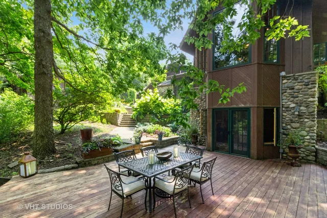 $1,600,000 | 4476 West Edgewood Road, Dixon, IL 61021