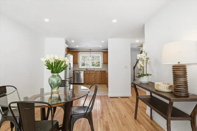 $395,000 | 35 Santuit Pond Way, Unit 7B, Mashpee, MA 02649