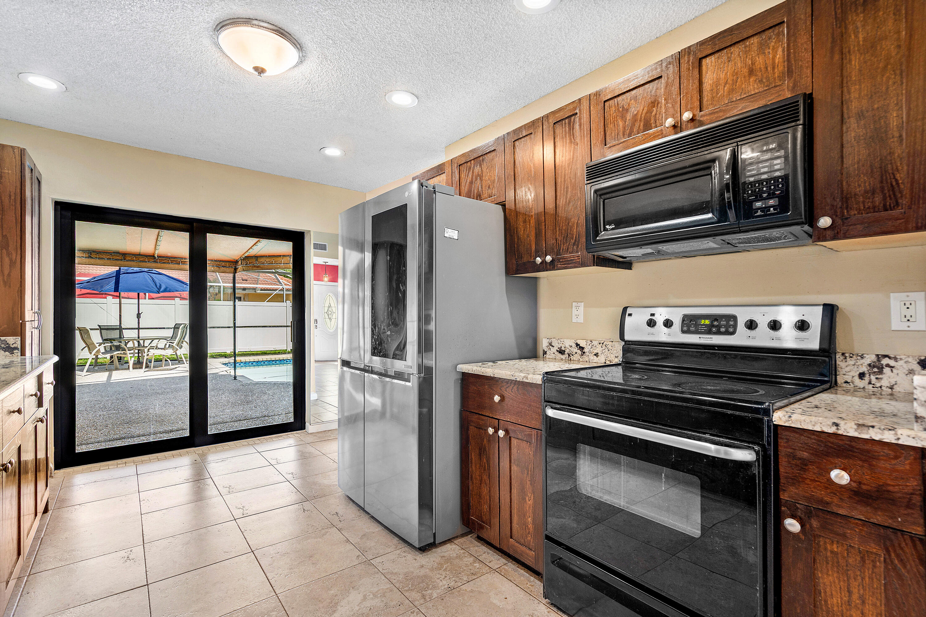 21212 Escondido Way Boca Raton, FL 33433 - Photo 10 of 48 020-21212EscondidoWay-BocaRaton-FL-33433