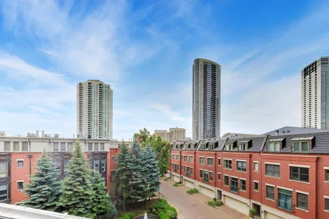 $550,000 | 400 North Clinton Street, Unit 401, Chicago, IL 60654