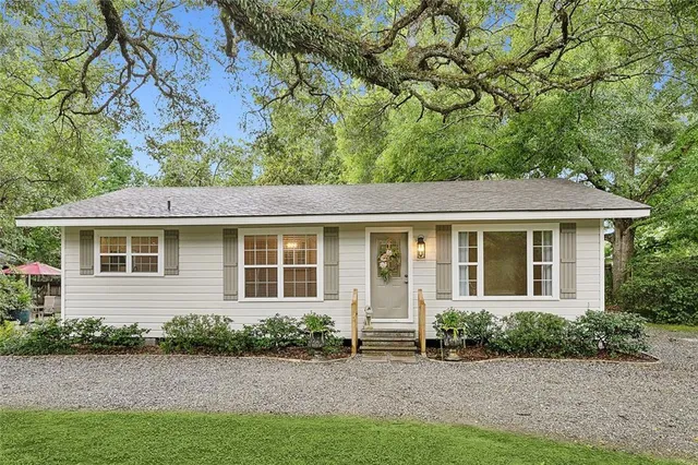 $1,650 | 515 East 4th Avenue, Covington, LA 70433