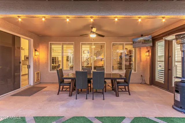 $1,074,000 | 860 East Oakland Street, Gilbert, AZ 85295