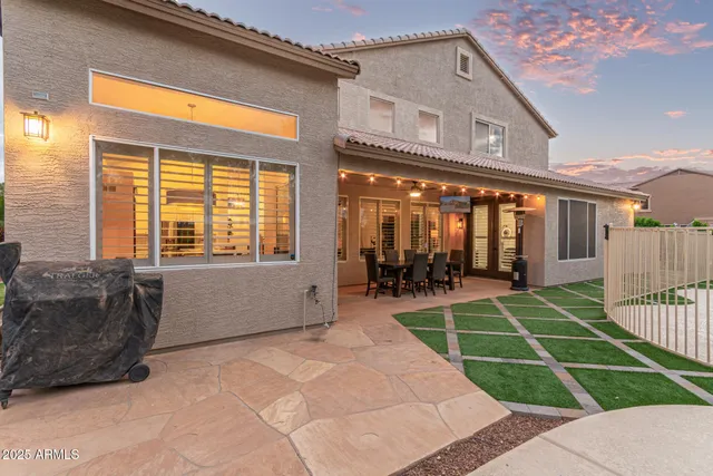 $1,074,000 | 860 East Oakland Street, Gilbert, AZ 85295