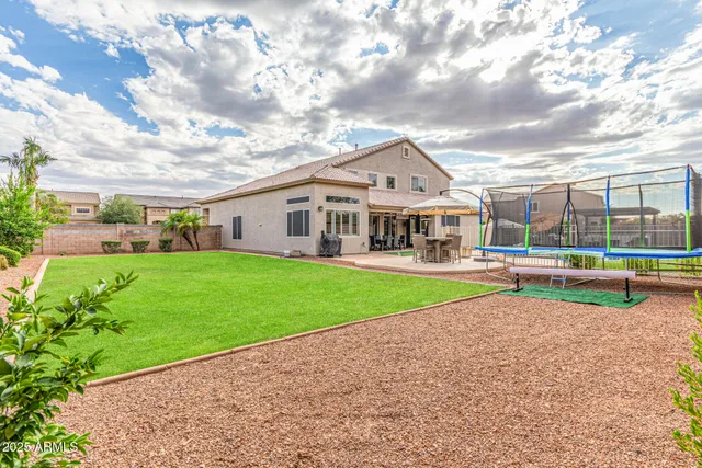 $1,074,000 | 860 East Oakland Street, Gilbert, AZ 85295