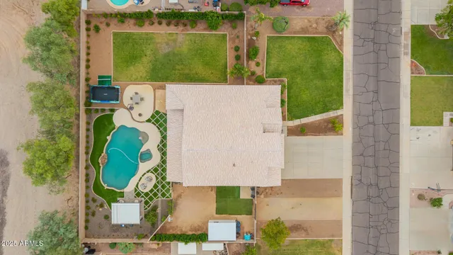 $1,074,000 | 860 East Oakland Street, Gilbert, AZ 85295