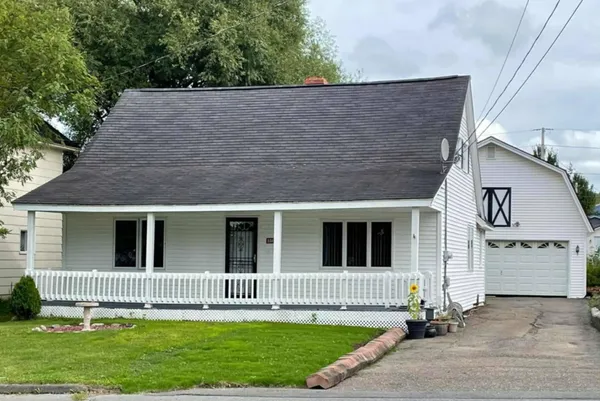 $150,000 | 156 Pleasant Avenue, Madawaska, ME 04756