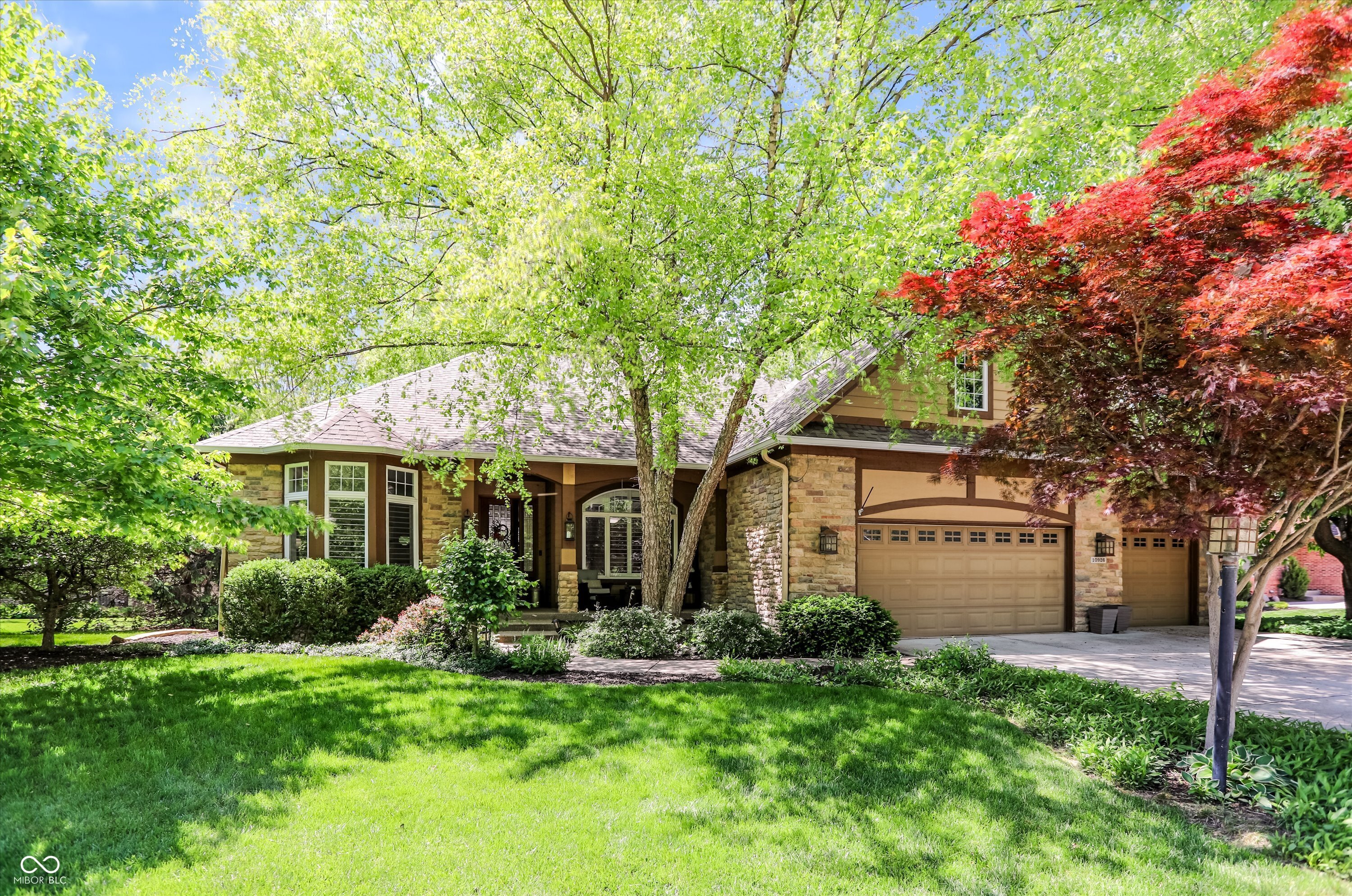 10926 Wintercove Way Fishers, IN 46038 - Photo 1 of 59