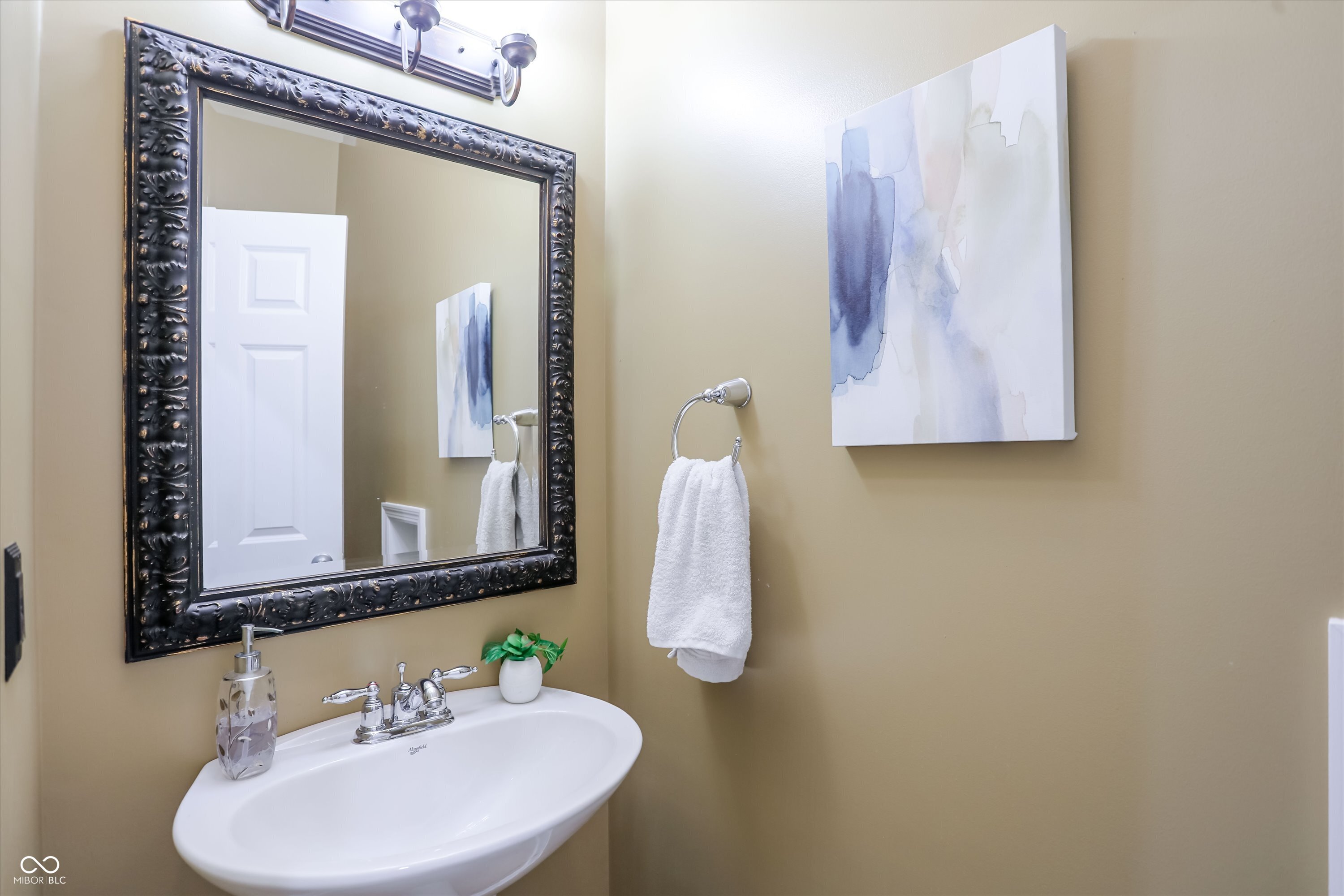 10926 Wintercove Way Fishers, IN 46038 - Photo 23 of 59