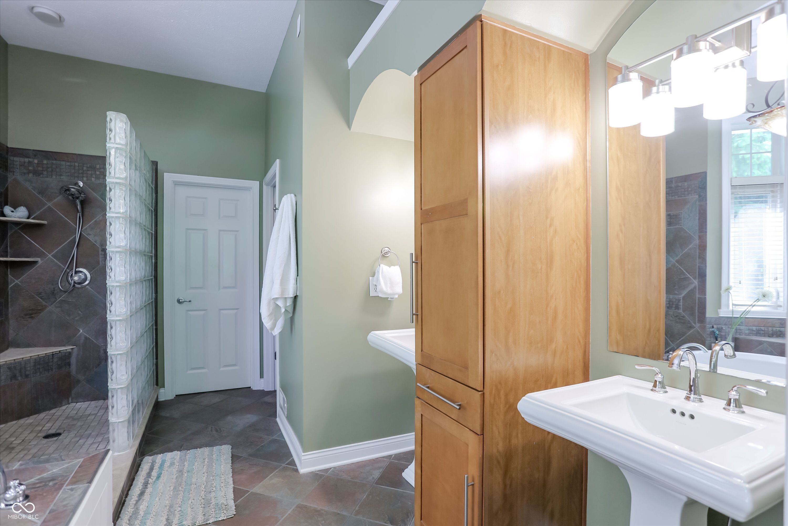 10926 Wintercove Way Fishers, IN 46038 - Photo 28 of 59