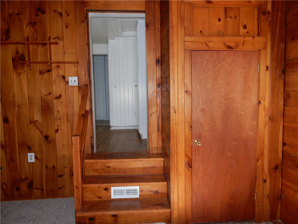 280 Hill Farm Road Coventry, RI 02816 - Photo 10 of 39