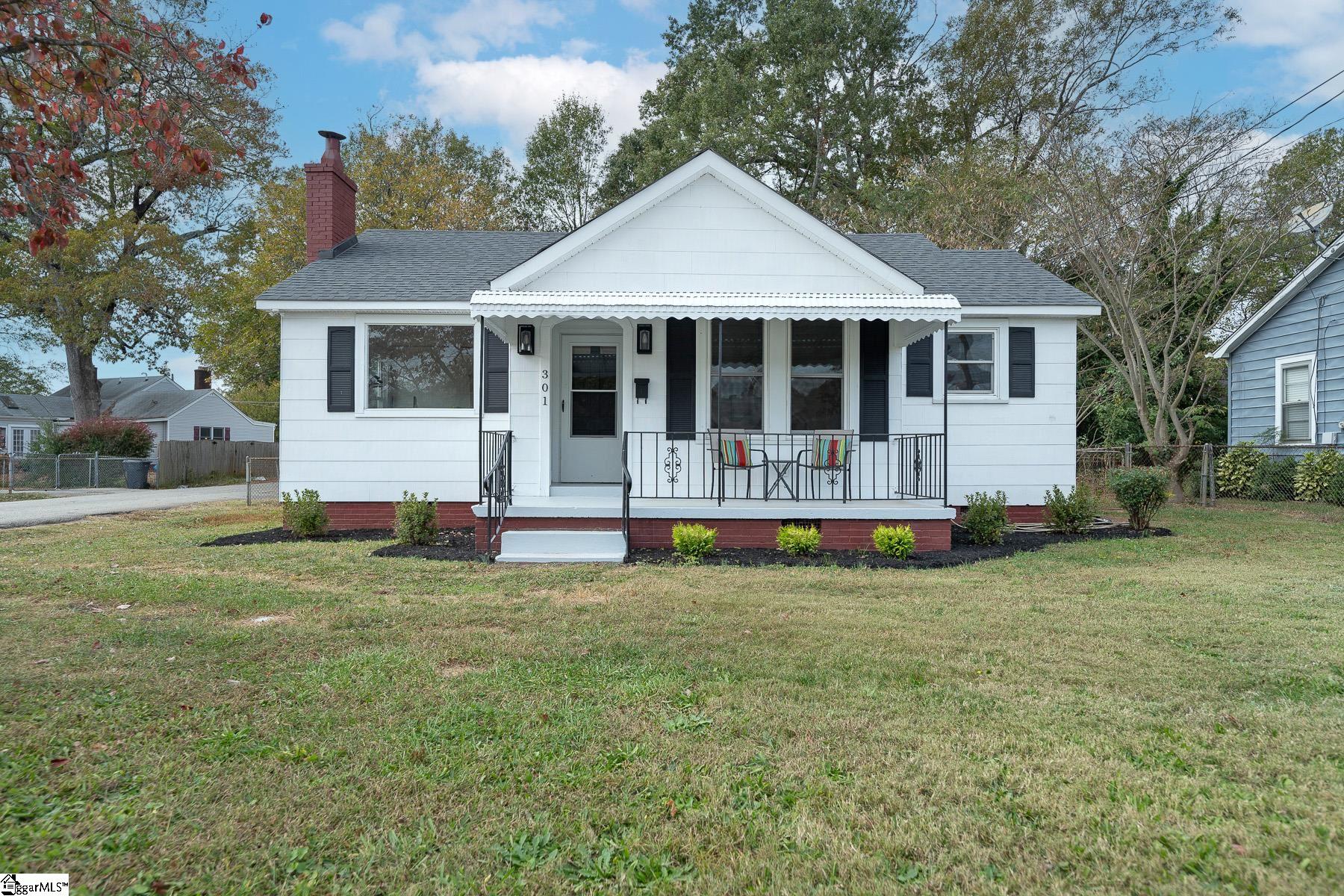 301 Perry Road Greenville, SC 29609 - Photo 1 of 22 Gallery Image 1