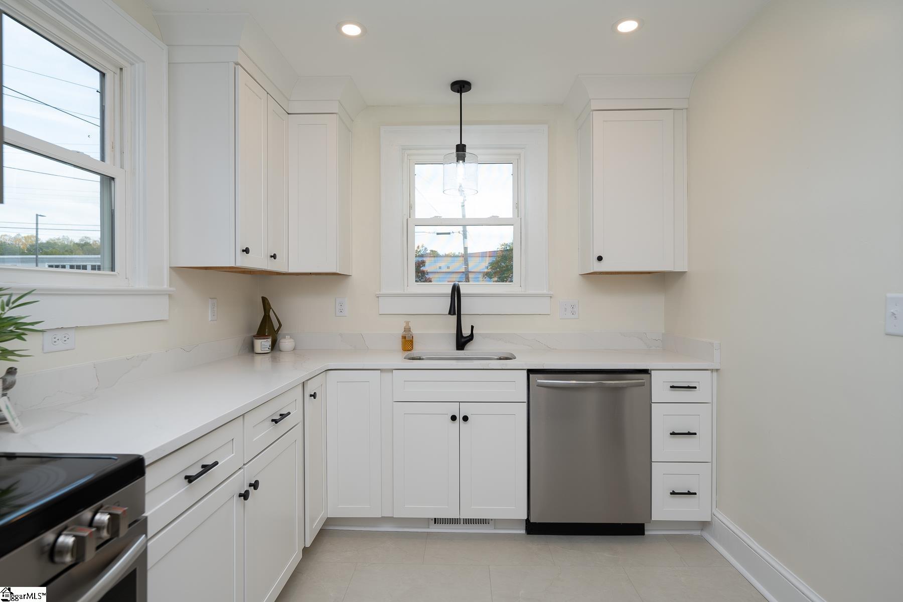 301 Perry Road Greenville, SC 29609 - Photo 12 of 22 Gallery Image 12