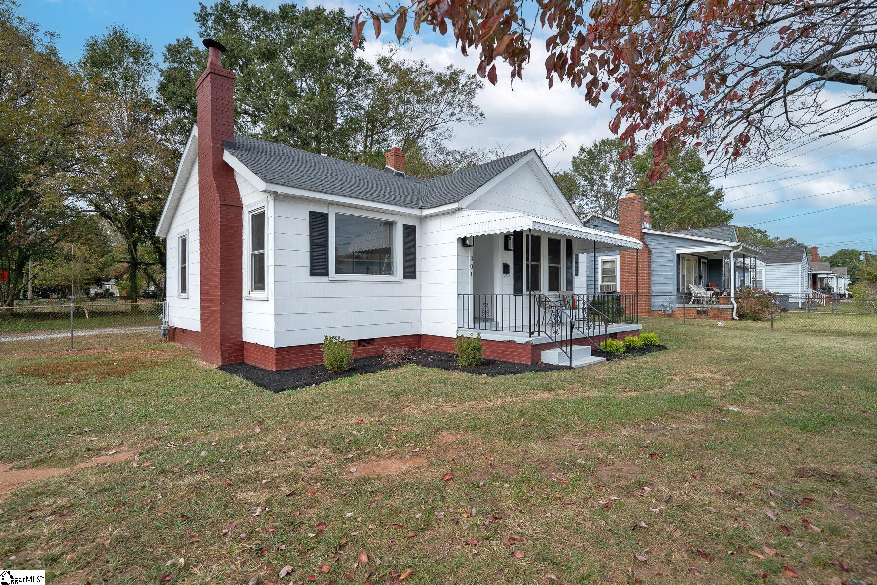 301 Perry Road Greenville, SC 29609 - Photo 2 of 22 Gallery Image 2