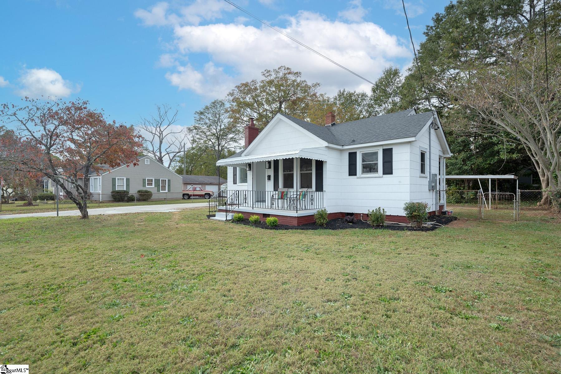301 Perry Road Greenville, SC 29609 - Photo 3 of 22 Gallery Image 3