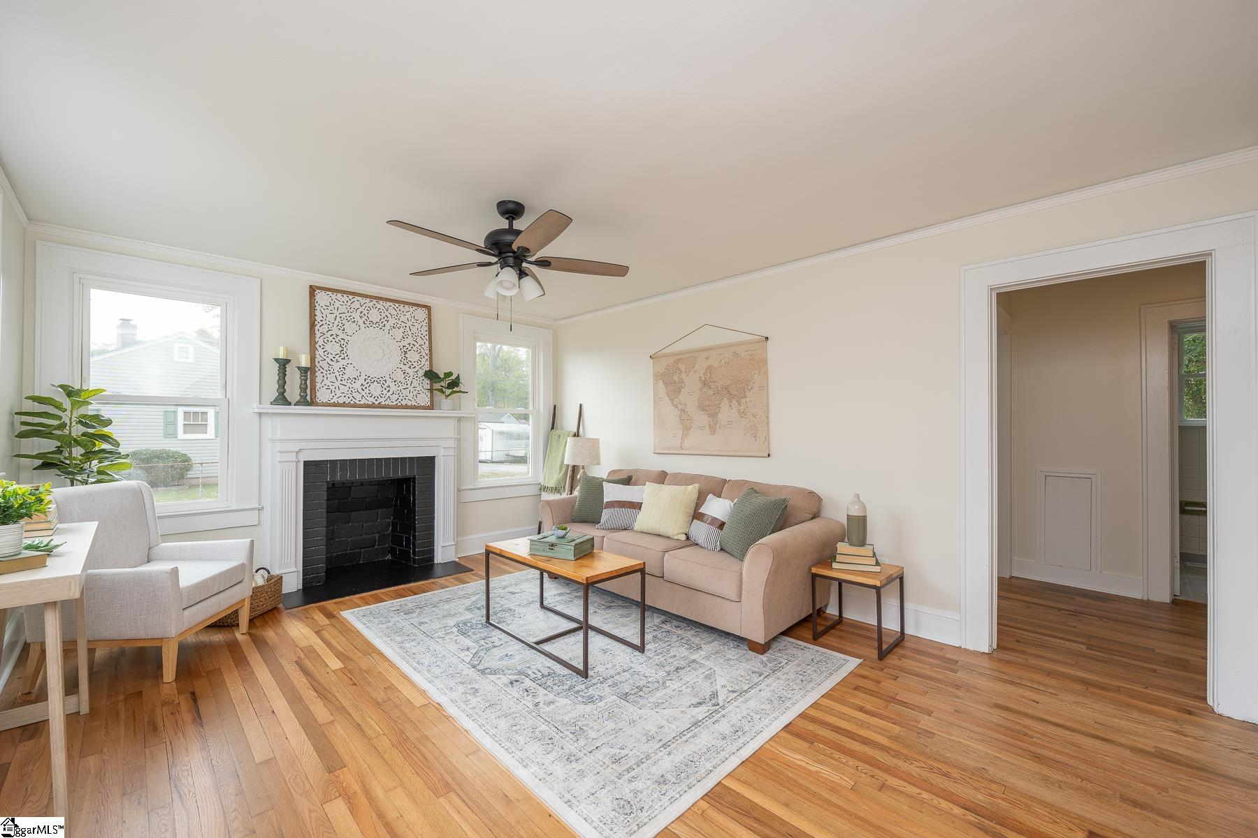 301 Perry Road Greenville, SC 29609 - Photo 6 of 22 Gallery Image 6