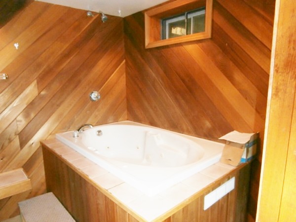 41 Santoro Road Worcester, MA 01606 - Photo 7 of 13 Gallery Image 7