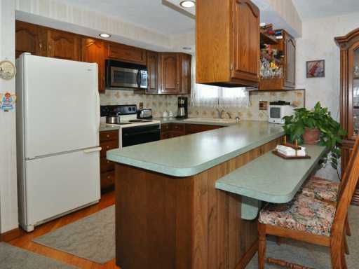 9 Baron Road Barrington, RI 02806 - Photo 3 of 12 Other.