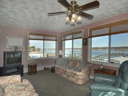 9 Baron Road Barrington, RI 02806 - Photo 5 of 12 Other.
