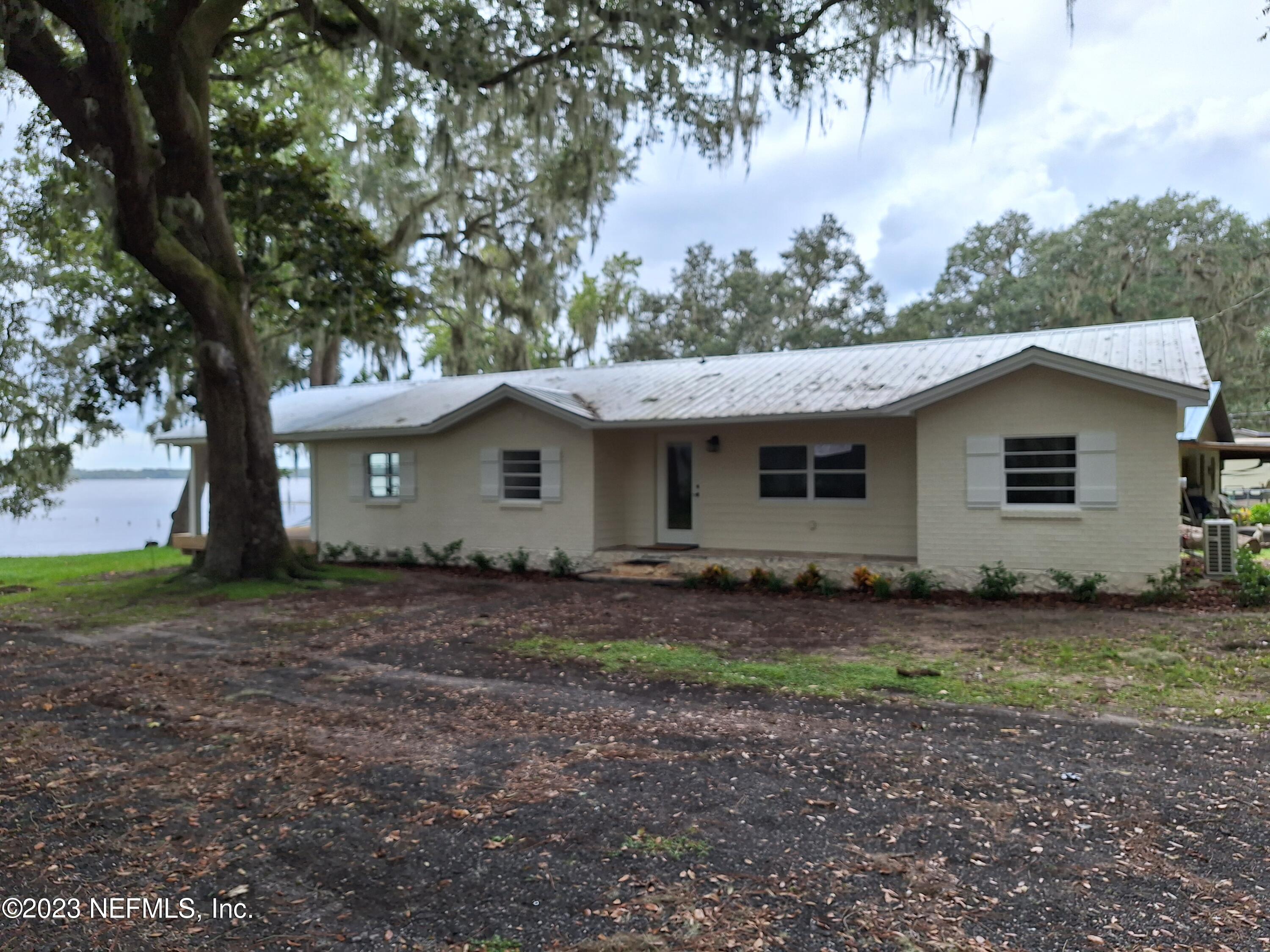117 Riverside Drive Palatka, FL 32177 - Photo 11 of 40 20231001_135137