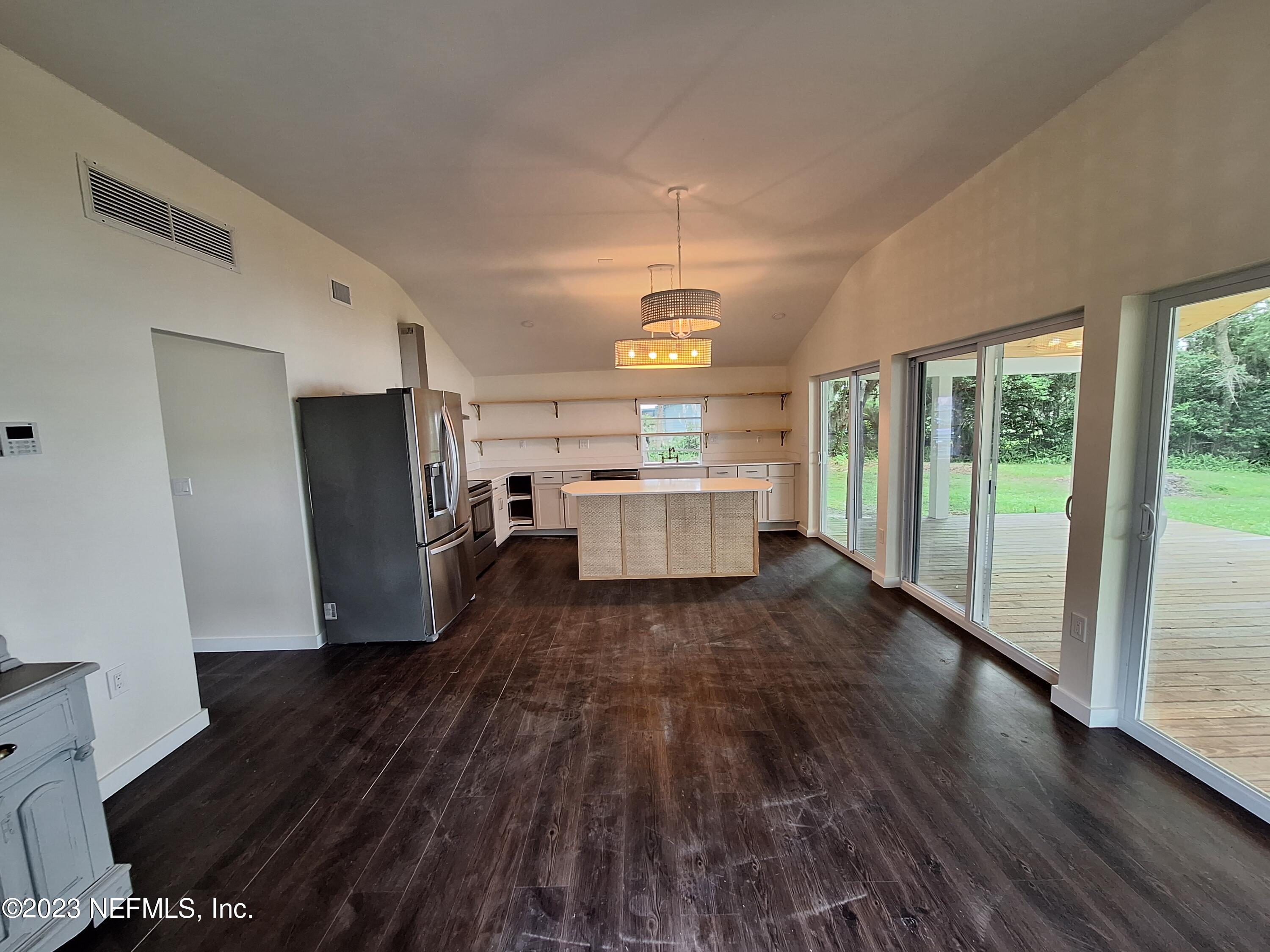 117 Riverside Drive Palatka, FL 32177 - Photo 29 of 40 20231001_140755